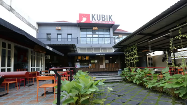 Kubik Koffie: Ruang Kreatif dan Filosofi Kopi Modern di Tengah Kota